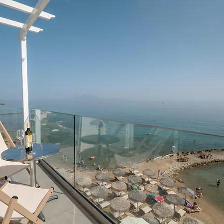 Golden Coast Hotel