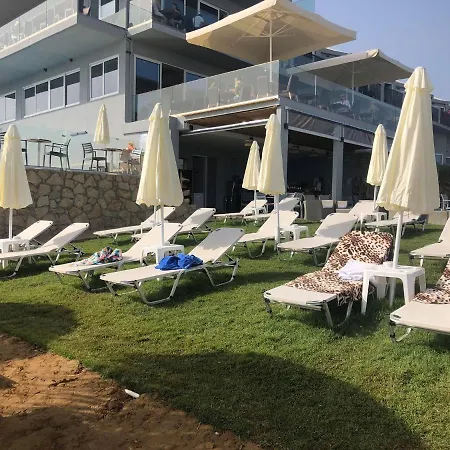 Golden Coast 4*