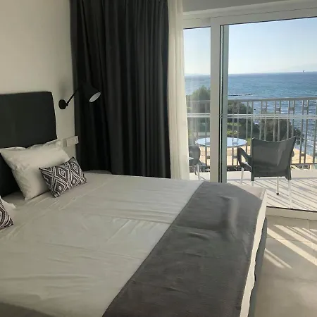 Hotel Golden Coast 4*